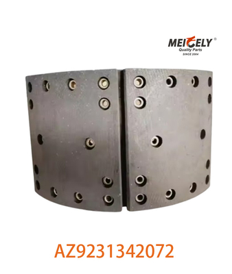 उच्च प्रदर्शन AZ9231342072 SINOTRUK HOWO के लिए अर्ध धातु ब्रेक जूता विधानसभा