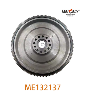 ME132137 फ्लाईव्हील 6D16 6D17 MITSUBISHI FUSO ट्रकों के लिए