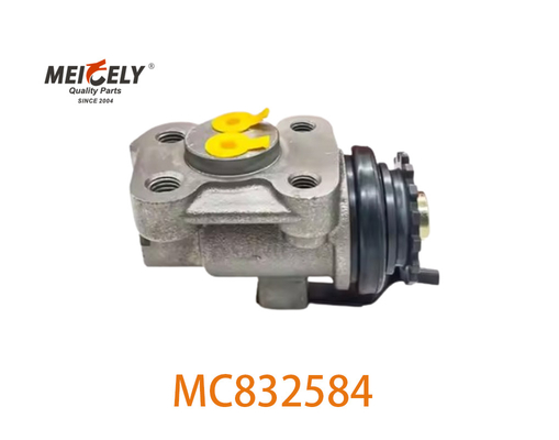 मूल MC832584 ब्रेक व्हील सिलेंडर MC832588 MITSUBISHI FUSO के लिए फिट